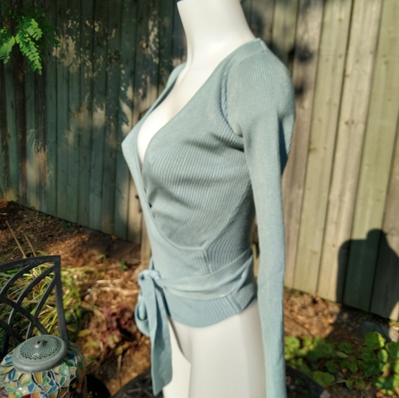 Size S blue long sleeve revamped sweatshirt - Picture 4 of 13